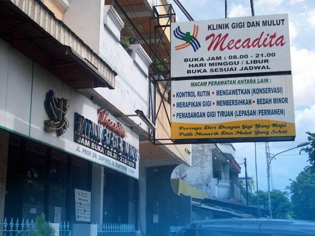 Klinik Gigi Dan Mulut Mecadita