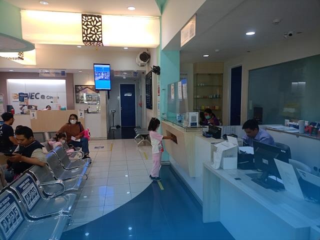 jakarta eye center cinere